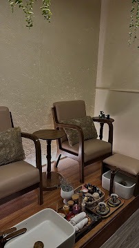 Salon Interior